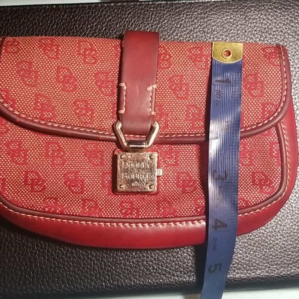 Dooney & Bourke Wristlet - Picture 10 of 10